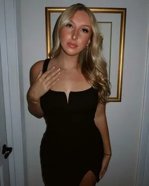 Anna Schmid OnlyFans Leaked Free Thumbnail Picture - #B1hHojjm5A