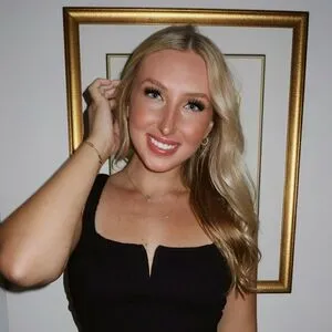 Anna Schmid OnlyFans Leaked Free Thumbnail Picture - #mdilhMYO58