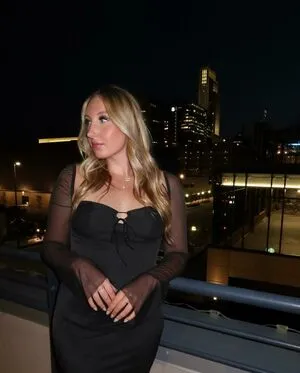 Anna Schmid OnlyFans Leaked Free Thumbnail Picture - #ynlm3diHxP