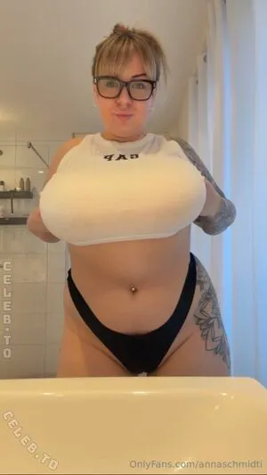 Anna Schmidt OnlyFans Leaked Free Thumbnail Picture - #0VfIcJeu6f