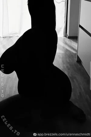 Anna Schmidt OnlyFans Leaked Free Thumbnail Picture - #1iPWriS0LN