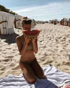 Anna Seidel OnlyFans Leaked Free Thumbnail Picture - #b8b9QZE4Oc