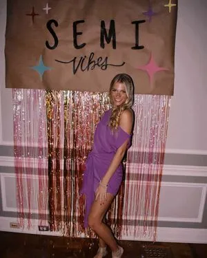Anna Sikes OnlyFans Leaked Free Thumbnail Picture - #ARyXvLa8R1