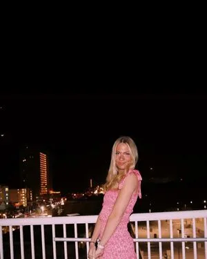 Anna Sikes OnlyFans Leaked Free Thumbnail Picture - #qGDQOLD0TZ