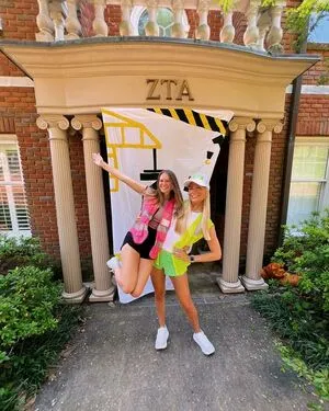 Anna Sikes OnlyFans Leaked Free Thumbnail Picture - #uxA0qrf0ut
