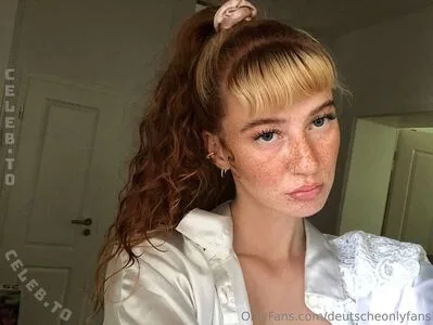 Anna Singvogel OnlyFans Leaked Free Thumbnail Picture - #5GXwhi3j27
