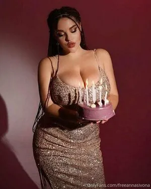Anna Sivona OnlyFans Leaked Free Thumbnail Picture - #MLAurT9q1O