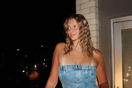 Anna Smrek OnlyFans Leaked Free Thumbnail Picture - #p0QQFHvrh5