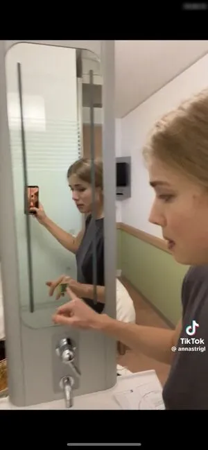 Anna Strigl OnlyFans Leaked Free Thumbnail Picture - #8Mx6LympEP