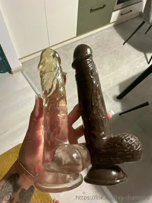 Annabanksss OnlyFans Leaked Free Thumbnail Picture - #0VIFCAgnAE