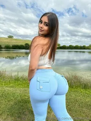 Annabellaivy OnlyFans Leaked Free Thumbnail Picture - #T56Ho4NyM5