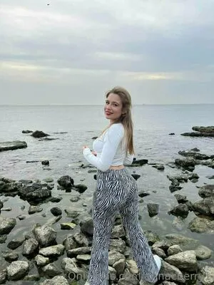 Annacherry1 OnlyFans Leaked Free Thumbnail Picture - #kon6LXVtcx