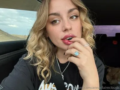 Annaclaireclouds OnlyFans Leaked Free Thumbnail Picture - #SZcP1hhghy