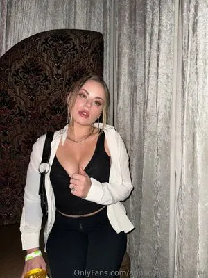 Annaclairecloudsfree OnlyFans Leaked Free Thumbnail Picture - #70khT7IJYo