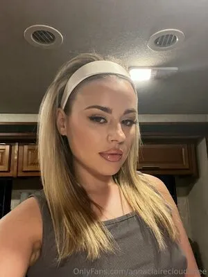 Annaclairecloudsfree OnlyFans Leaked Free Thumbnail Picture - #8TtJfSjypM