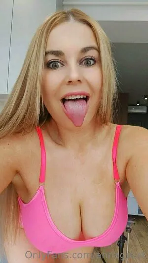 Annagreat OnlyFans Leaked Free Thumbnail Picture - #SAMIAZ1Qtc