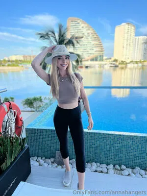 Annahangers OnlyFans Leaked Free Thumbnail Picture - #L2d4ojRUow