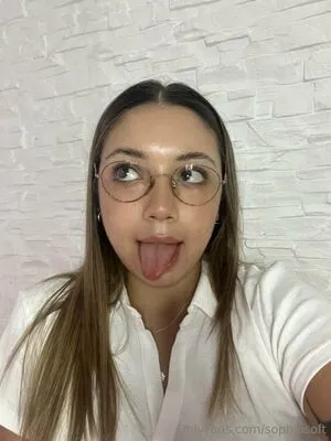 Annaisophie OnlyFans Leaked Free Thumbnail Picture - #OlxhT8swiB
