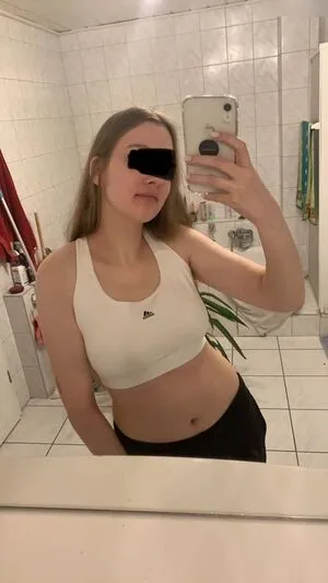 Annalena OnlyFans Leaked Free Thumbnail Picture - #La61vAReOC