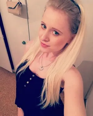 Annamai OnlyFans Leaked Free Thumbnail Picture - #WODsUfNeeV