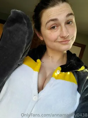 Annamarley0438 OnlyFans Leaked Free Thumbnail Picture - #TrEuzITi9u