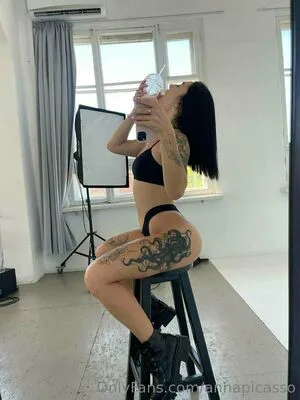 Annapicasso OnlyFans Leaked Free Thumbnail Picture - #2xjpJ3o4Z8