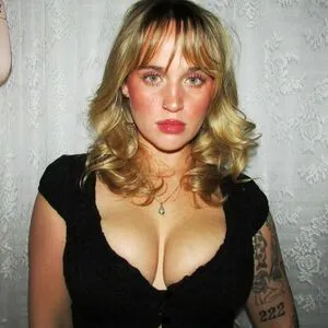 Annasauvee OnlyFans Leaked Free Thumbnail Picture - #ofBNnvyo7t