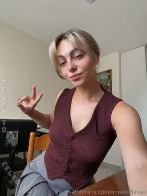 Annasofiaaaa OnlyFans Leaked Free Thumbnail Picture - #60Se7pMAxs