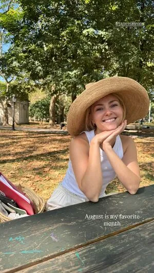 Annasophia Robb OnlyFans Leaked Free Thumbnail Picture - #ABlUptjEVd