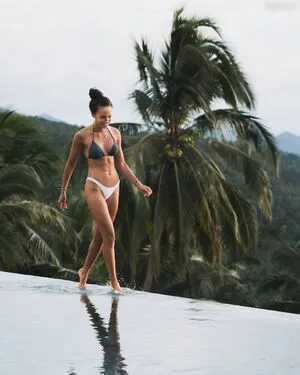 Anne Bodykiss OnlyFans Leaked Free Thumbnail Picture - #wealmTFjua