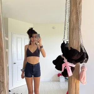 Anne Frank OnlyFans Leaked Free Thumbnail Picture - #0QWG3E8prY