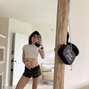 Anne Frank OnlyFans Leaked Free Thumbnail Picture - #qghDgF29rl