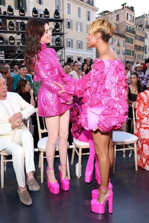 Anne Hathaway OnlyFans Leaked Free Thumbnail Picture - #0t0ZVzZuHB