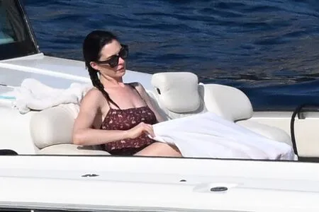 Anne Hathaway OnlyFans Leaked Free Thumbnail Picture - #4TU9Y4GPTc