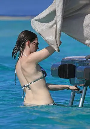 Anne Hathaway OnlyFans Leaked Free Thumbnail Picture - #7lfuc4a0ky