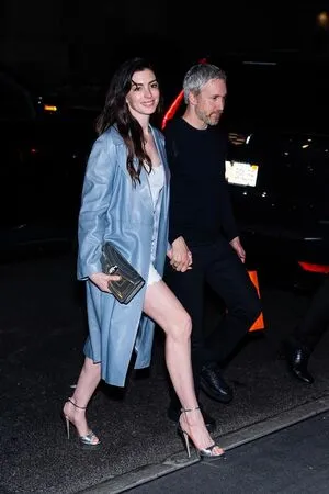 Anne Hathaway OnlyFans Leaked Free Thumbnail Picture - #8uBM8a9uOl