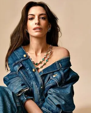 Anne Hathaway OnlyFans Leaked Free Thumbnail Picture - #9iXAEcgQZY