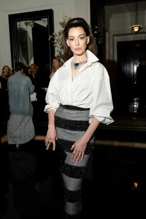 Anne Hathaway OnlyFans Leaked Free Thumbnail Picture - #A3OoodsXym
