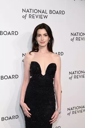 Anne Hathaway OnlyFans Leaked Free Thumbnail Picture - #BAjt8uDuEq