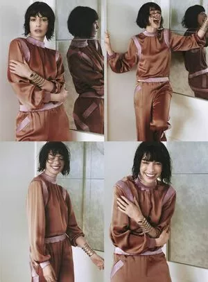 Anne Hathaway OnlyFans Leaked Free Thumbnail Picture - #BFcKOH6ES8