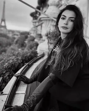 Anne Hathaway OnlyFans Leaked Free Thumbnail Picture - #Ck8FBQ3VFJ