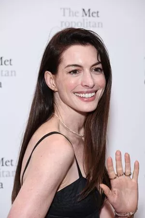 Anne Hathaway OnlyFans Leaked Free Thumbnail Picture - #G9vAI14Kbw