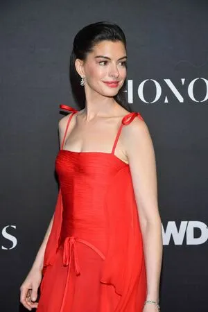 Anne Hathaway OnlyFans Leaked Free Thumbnail Picture - #JezAFbu2TN