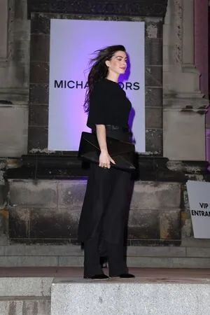 Anne Hathaway OnlyFans Leaked Free Thumbnail Picture - #LgOzARtMhi