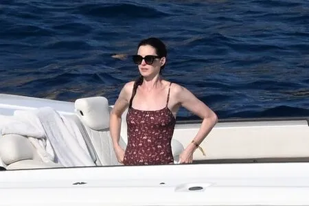 Anne Hathaway OnlyFans Leaked Free Thumbnail Picture - #SholjKvItL