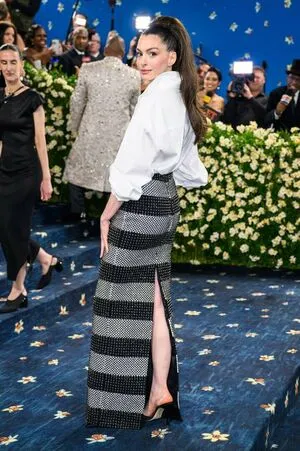 Anne Hathaway OnlyFans Leaked Free Thumbnail Picture - #Sr6R6QYPGI