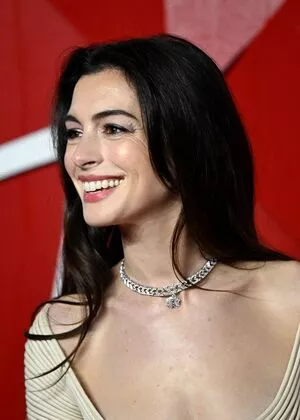 Anne Hathaway OnlyFans Leaked Free Thumbnail Picture - #ViUbSRLLtk