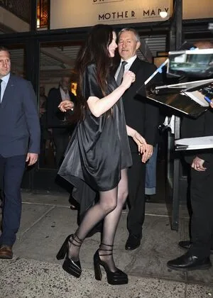 Anne Hathaway OnlyFans Leaked Free Thumbnail Picture - #ViaFTD3ncc