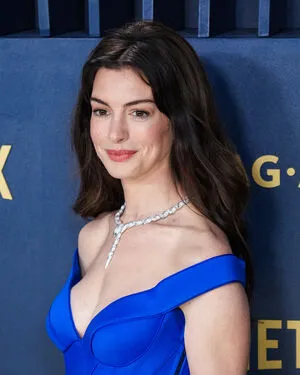 Anne Hathaway OnlyFans Leaked Free Thumbnail Picture - #WMx5lL2tsl