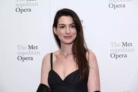 Anne Hathaway OnlyFans Leaked Free Thumbnail Picture - #WooL6RrriF